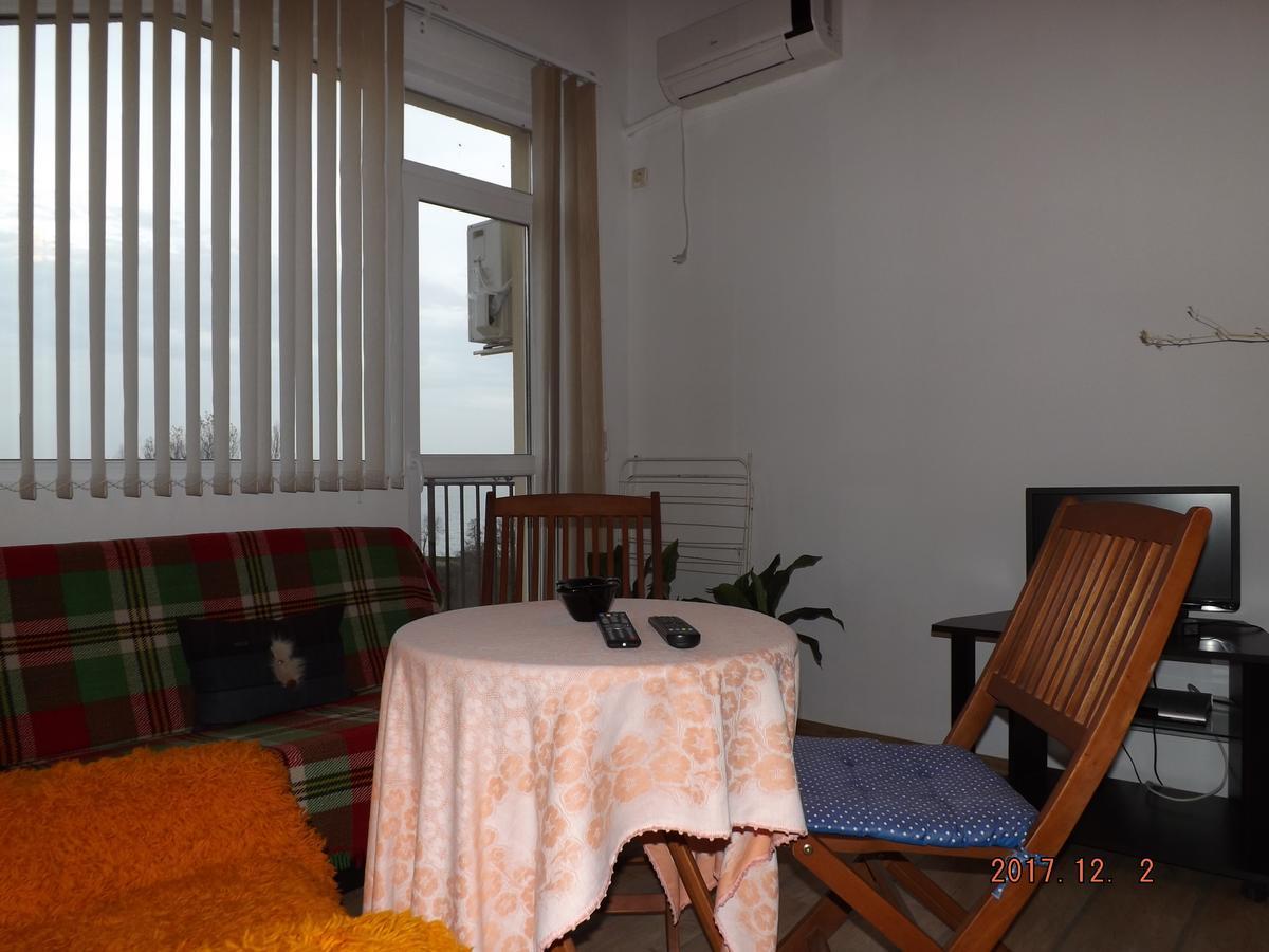 רזובו Faina Guest House מראה חיצוני תמונה