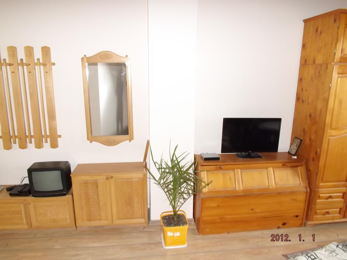 רזובו Faina Guest House מראה חיצוני תמונה
